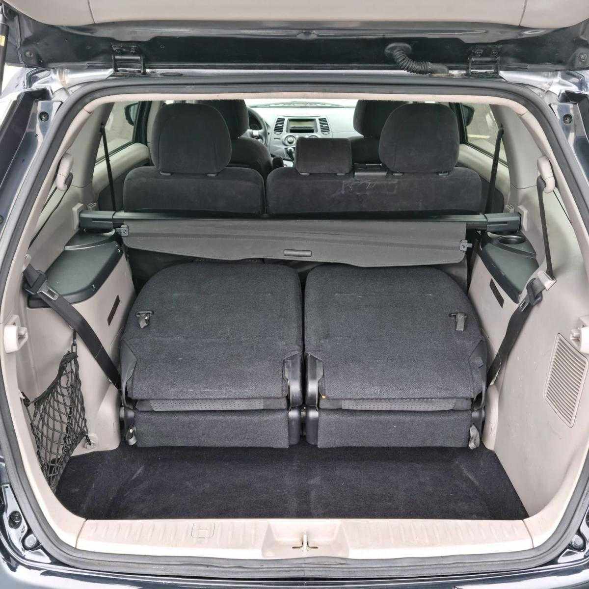 mitsubishi-grandis-2007-diesel-1968cc