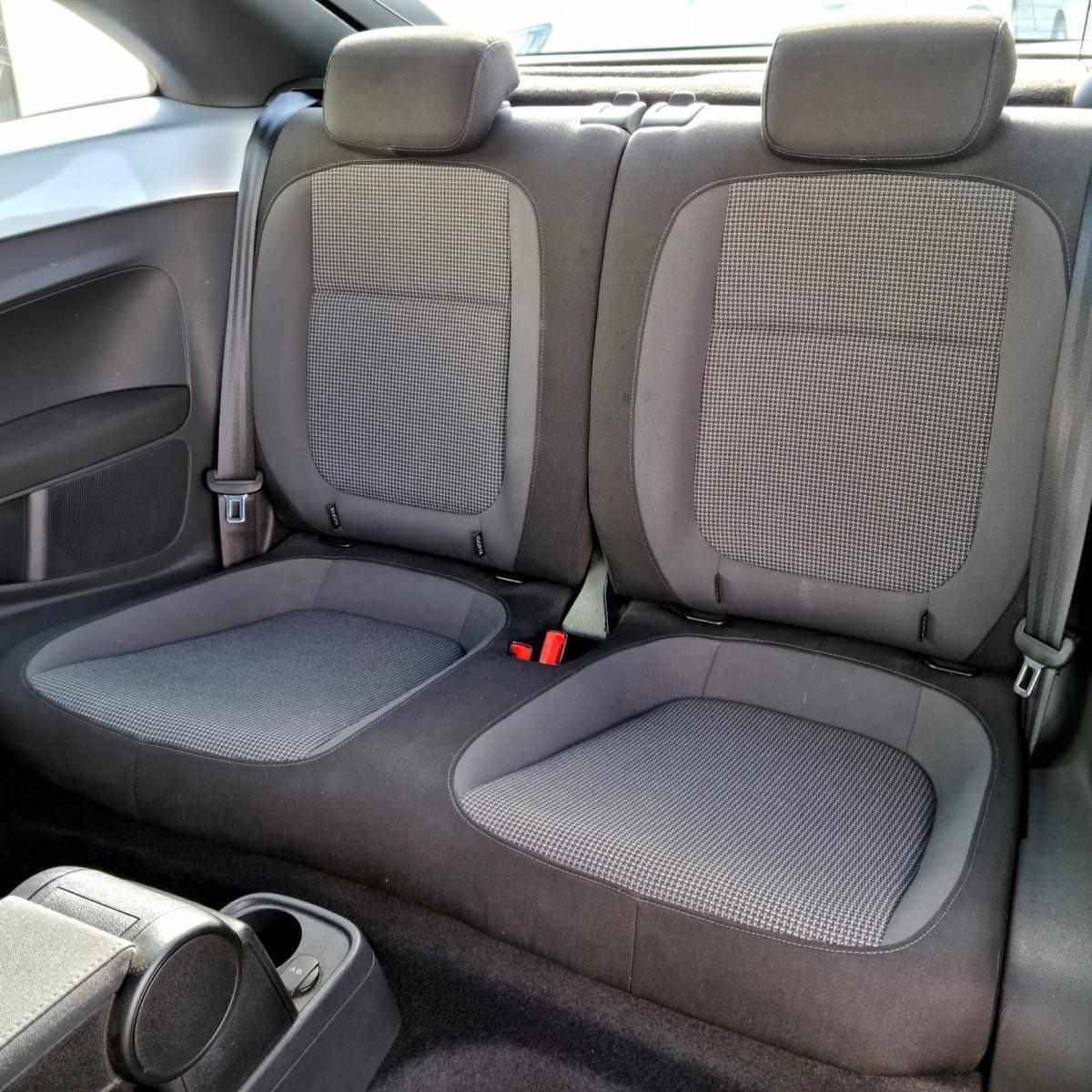 volkswagen-beetle-2012-diesel-1598cc