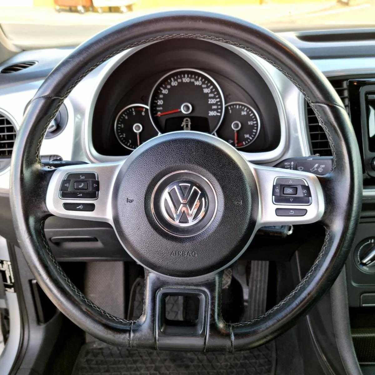 volkswagen-beetle-2012-diesel-1598cc