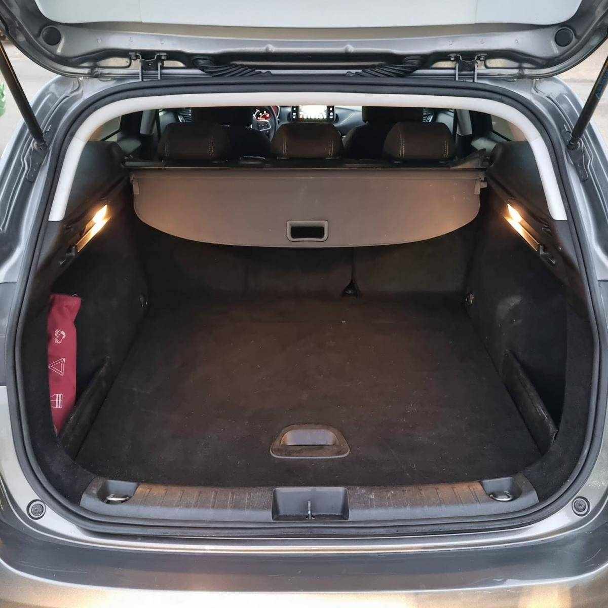 fiat-tipo-station-wagon-2020-diesel-1598cc