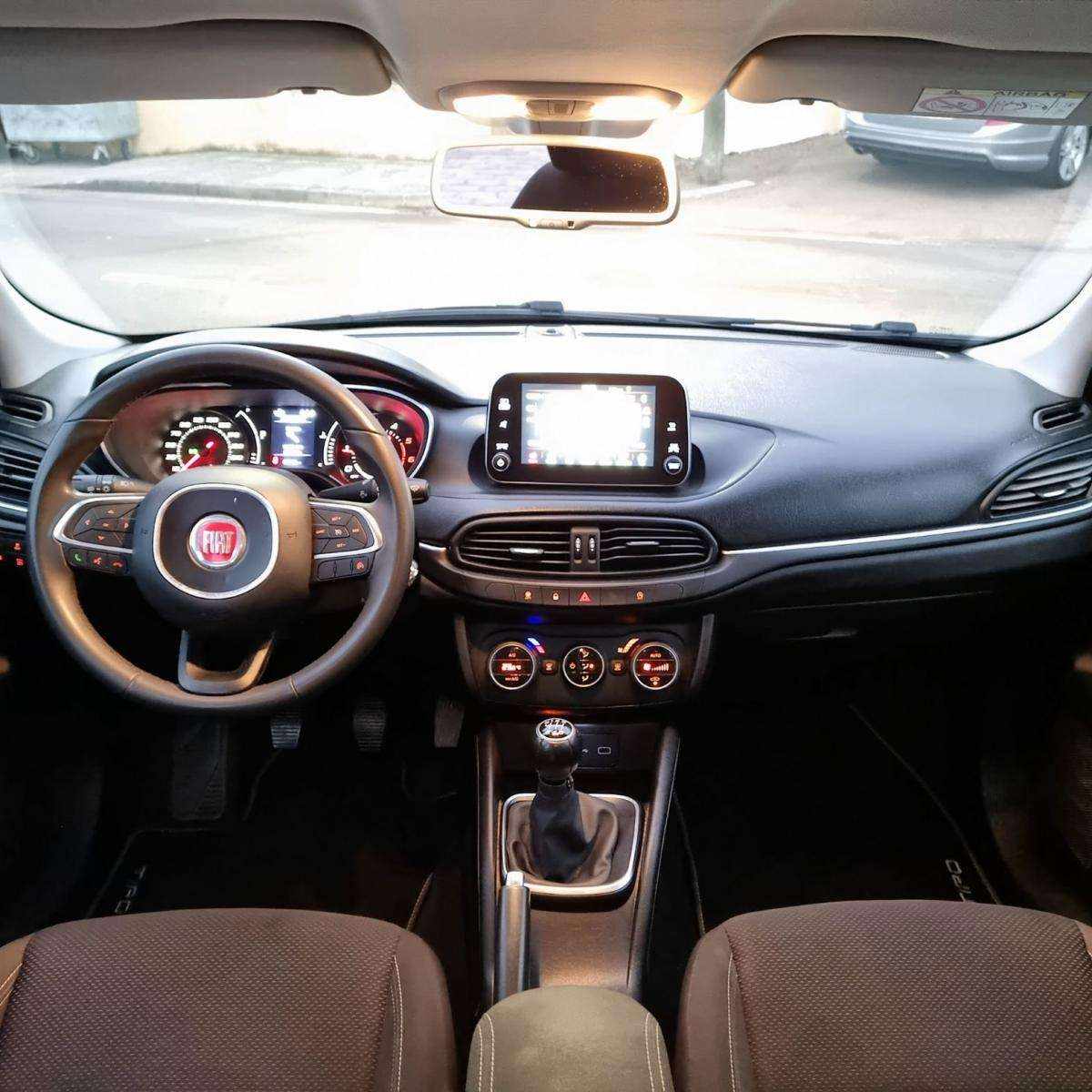 fiat-tipo-station-wagon-2020-diesel-1598cc