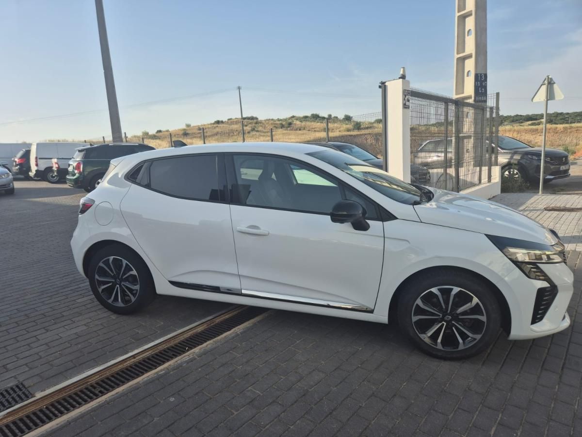 renault-clio-2024-gpl-999cc