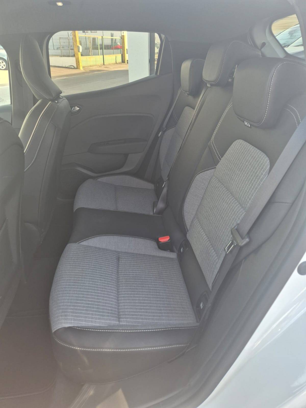 renault-clio-2024-gpl-999cc