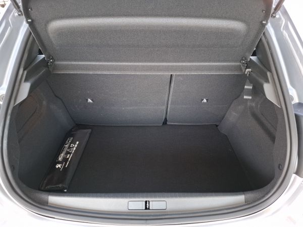 peugeot-208-2026-gasolina-1199cc