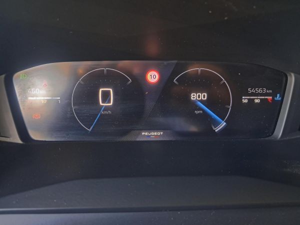 peugeot-2008-2024-gasolina-1199cc