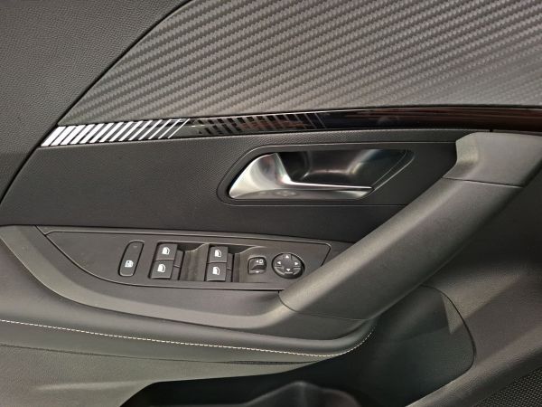 peugeot-2008-2024-gasolina-1199cc