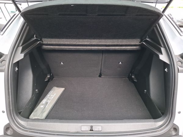 peugeot-2008-2025-gasolina-1199cc