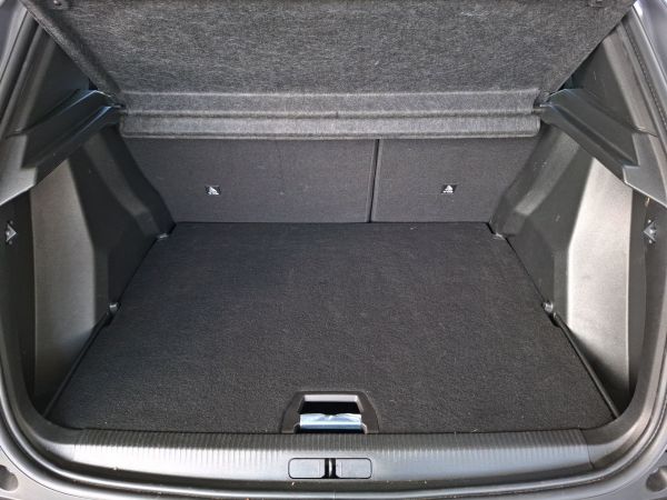 peugeot-2008-2024-gasolina-1199cc