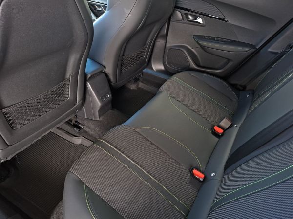 peugeot-2008-2024-gasolina-1199cc