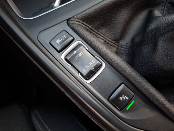 bmw-serie-1-2019-diesel-1496cc