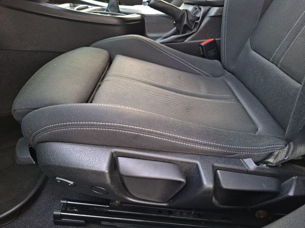 bmw-serie-1-2019-diesel-1496cc