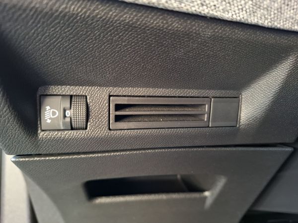 peugeot-5008-2025-gasolina-1199cc