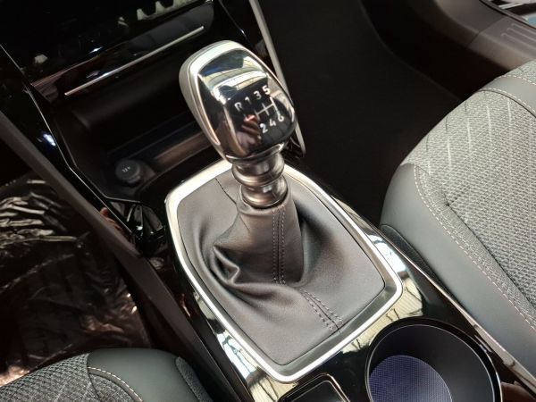 peugeot-2008-2025-gasolina-1199cc