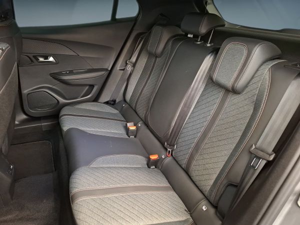peugeot-e-2008-2026-eletrico-0cc