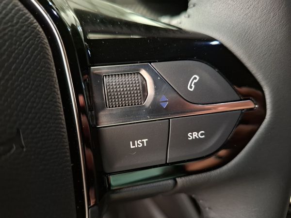 peugeot-e-2008-2026-eletrico-0cc