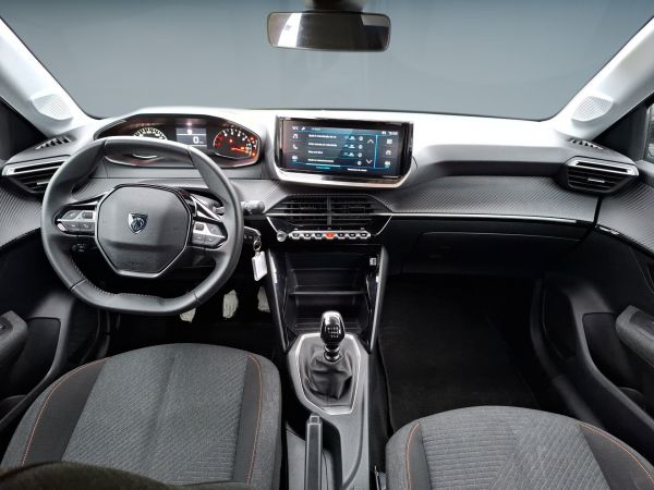 peugeot-208-2025-gasolina-1199cc