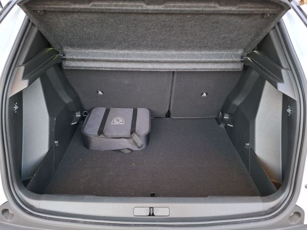 peugeot-2008-2025-eletrico-0cc