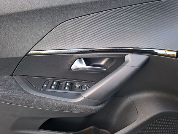 peugeot-2008-2025-eletrico-0cc