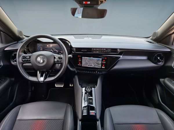 alfa-romeo-junior-2025-gasolina-1199cc