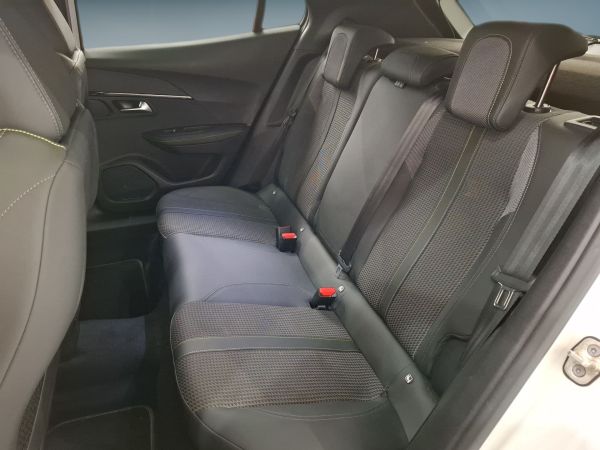 peugeot-2008-2022-gasolina-1199cc