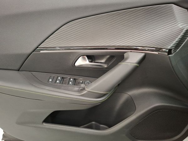 peugeot-2008-2022-gasolina-1199cc