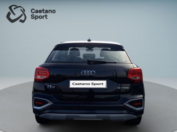 audi-q2-2024-gasolina-999cc