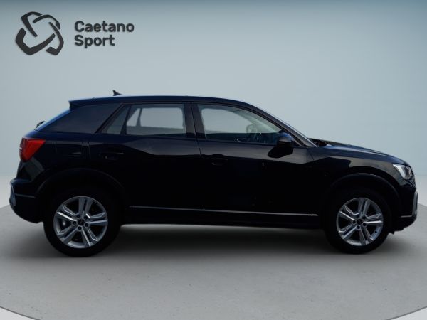 audi-q2-2024-gasolina-999cc