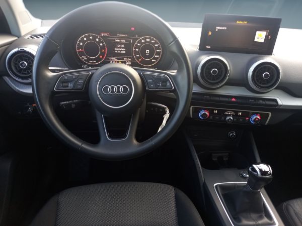 audi-q2-2024-gasolina-999cc
