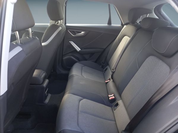 audi-q2-2024-gasolina-999cc
