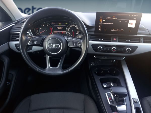 audi-a4-2022-diesel-1968cc