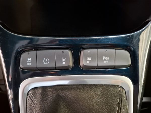 opel-crossland-x-2024-gasolina-1199cc