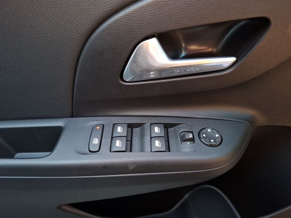 opel-corsa-2026-gasolina-1199cc