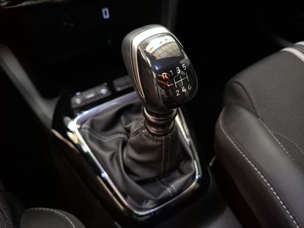 opel-corsa-2025-gasolina-1199cc