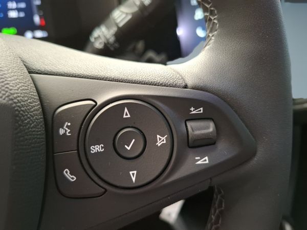 opel-corsa-2025-gasolina-1199cc
