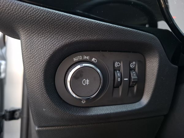 opel-corsa-2026-gasolina-1199cc