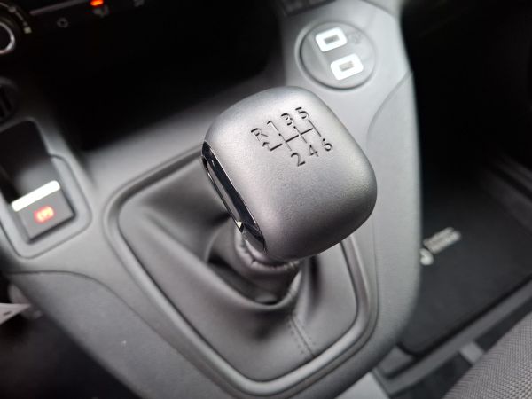 opel-combo-2026-diesel-1499cc