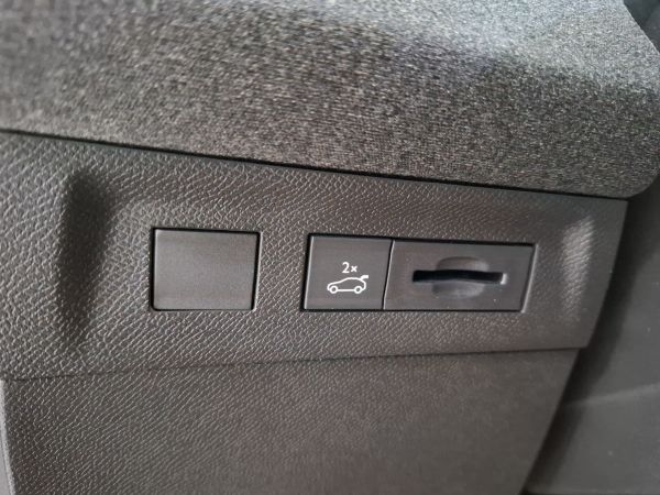 opel-grandland-x-2025-eletrico-73cc