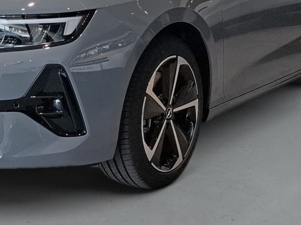 opel-astra-2026-hibrido-1598cc