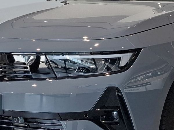 opel-astra-2026-hibrido-1598cc