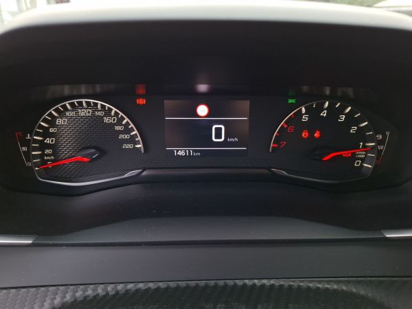 peugeot-2008-2025-gasolina-1199cc