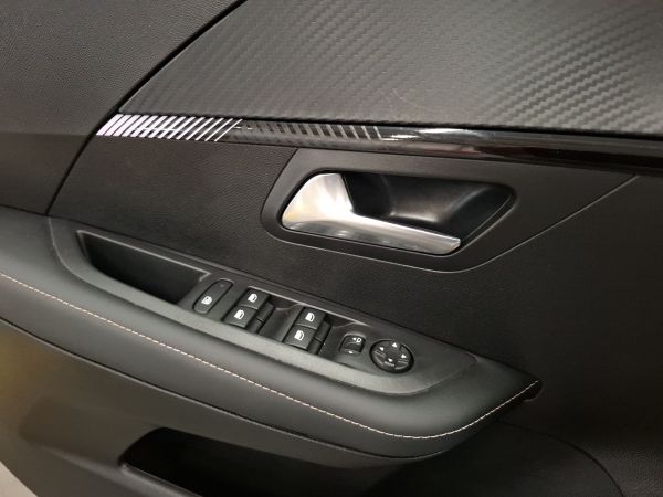 peugeot-208-2026-gasolina-1199cc