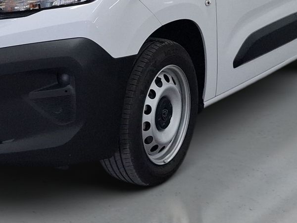 peugeot-partner-2025-diesel-1499cc