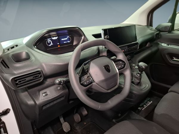 peugeot-partner-2025-diesel-1499cc