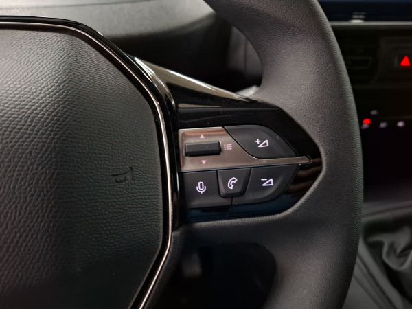 peugeot-partner-2025-diesel-1499cc