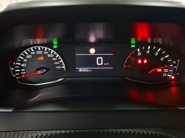 peugeot-208-2021-gasolina-1199cc
