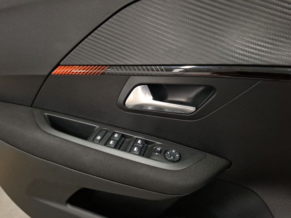 peugeot-208-2021-gasolina-1199cc