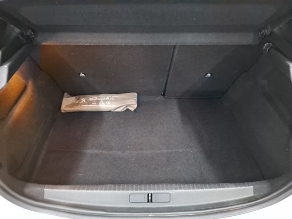 peugeot-208-2021-gasolina-1199cc