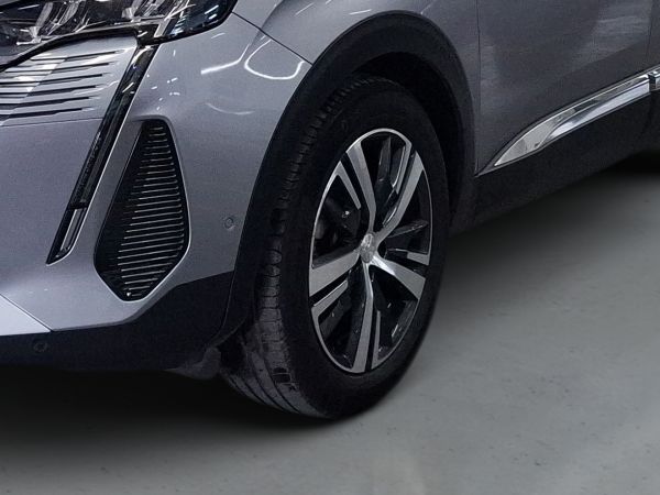 peugeot-5008-2023-gasolina-1199cc