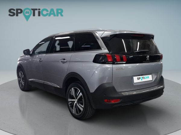 peugeot-5008-2023-gasolina-1199cc
