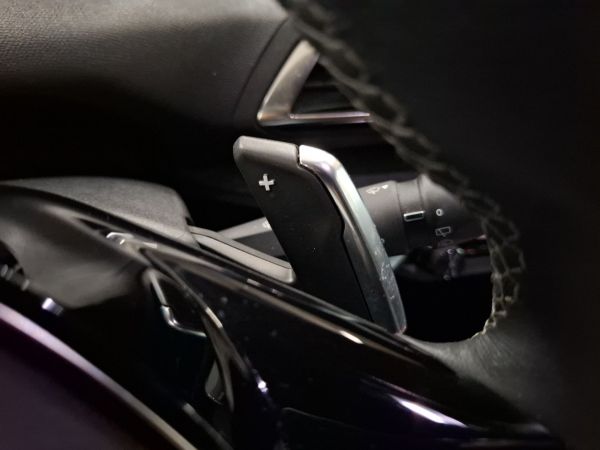 peugeot-5008-2023-gasolina-1199cc